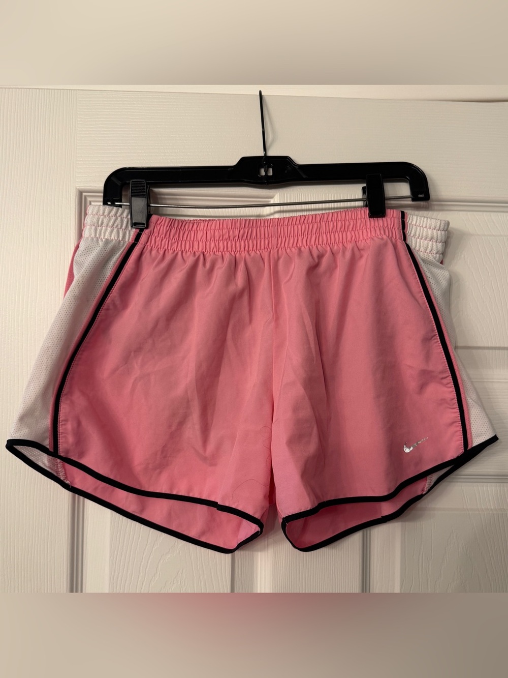 Nike Tempo Dri-Fit Lined Running Shorts Women L - Pink with white trim